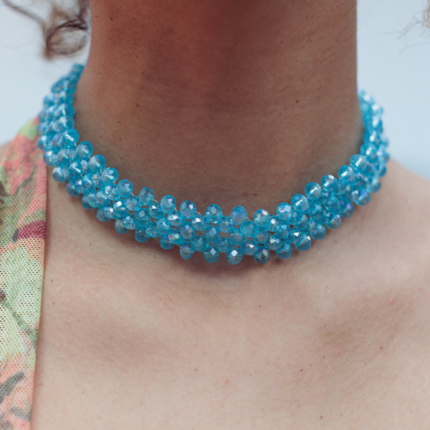 SEYCHELLES CRYSTAL CHOKER