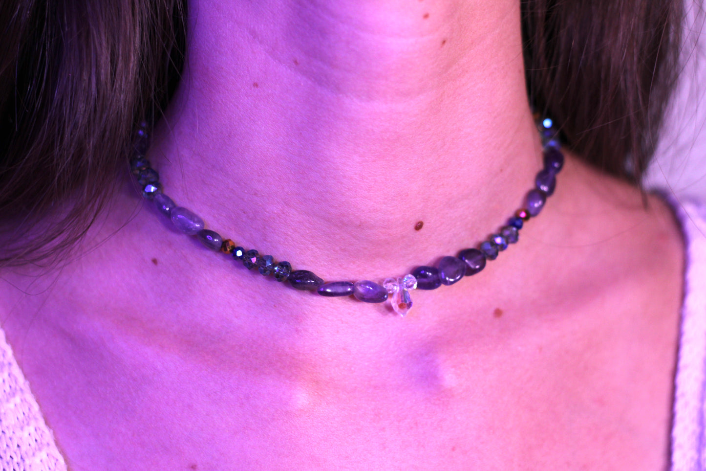 EXOTIC CRYSTAL CHOKER